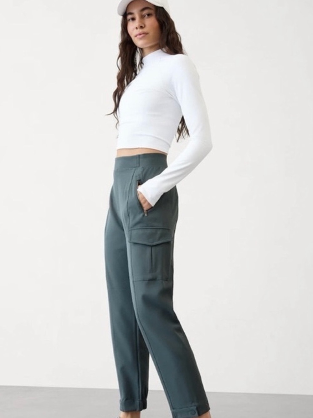 Athleta Endless High Rise Cargo Pant (4)